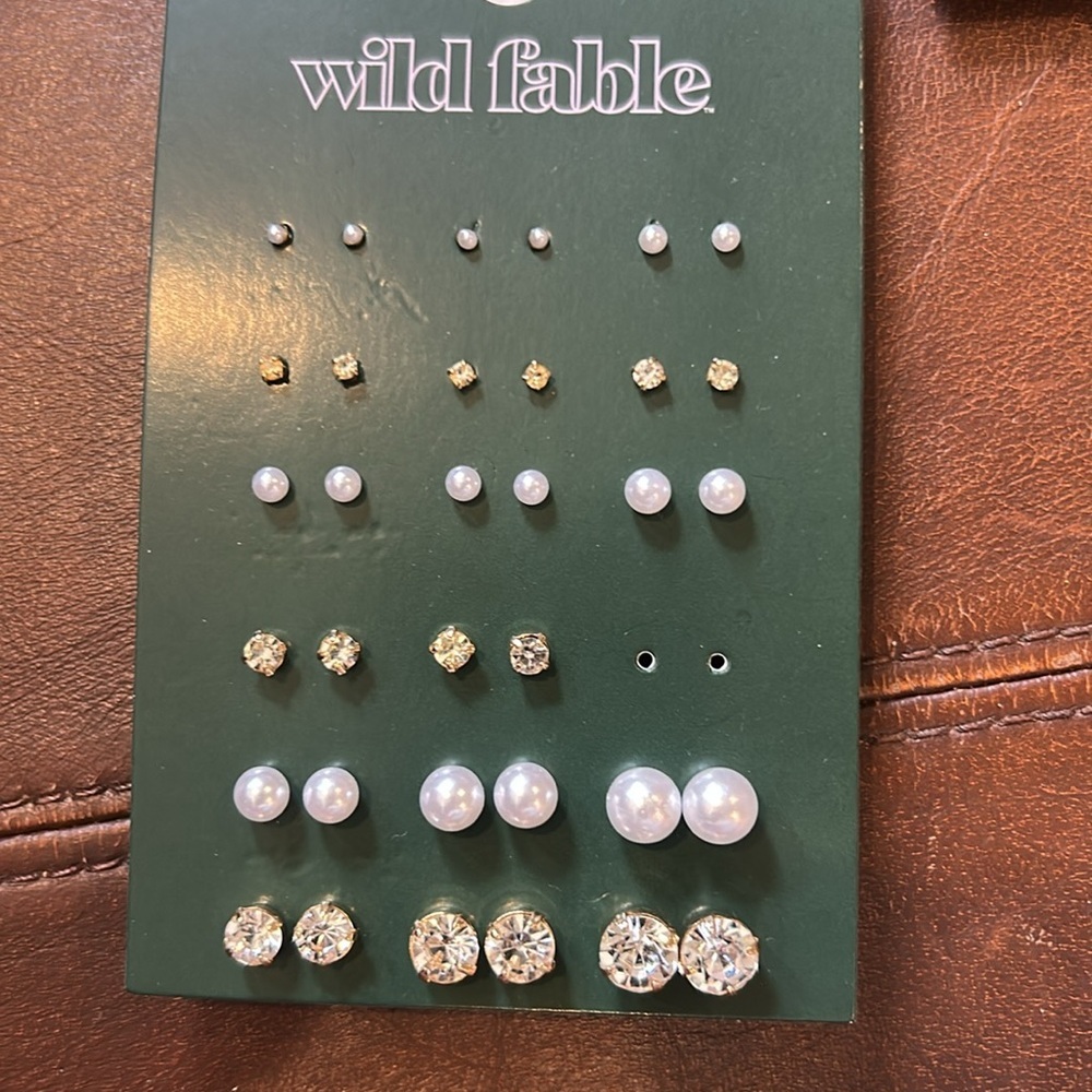 Wild Fable Gold Earring Collection bundle - Picture 2 of 5